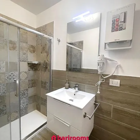 בית הארחה Barirooms - Imbriani 15 בארי