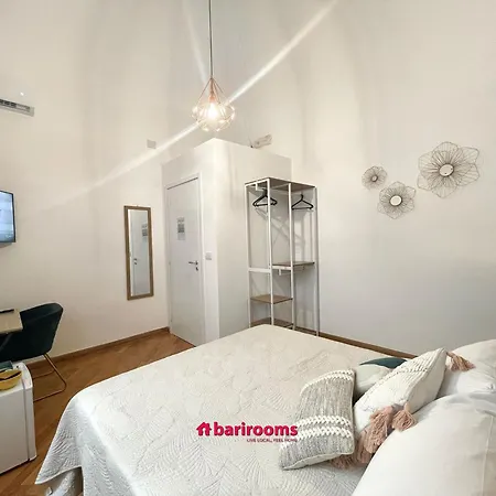 Pensión Barirooms - Imbriani 15